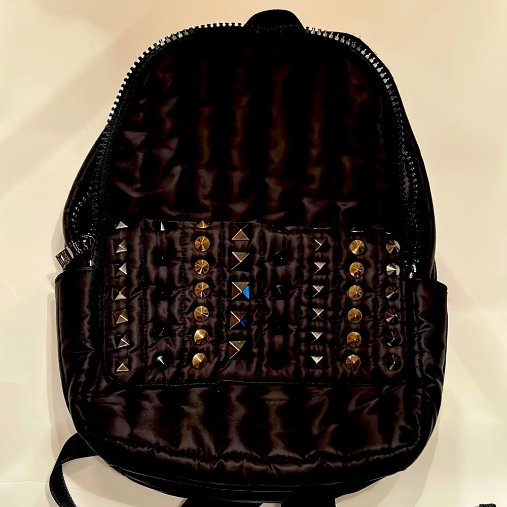 Think Royln small backpack- EUC
